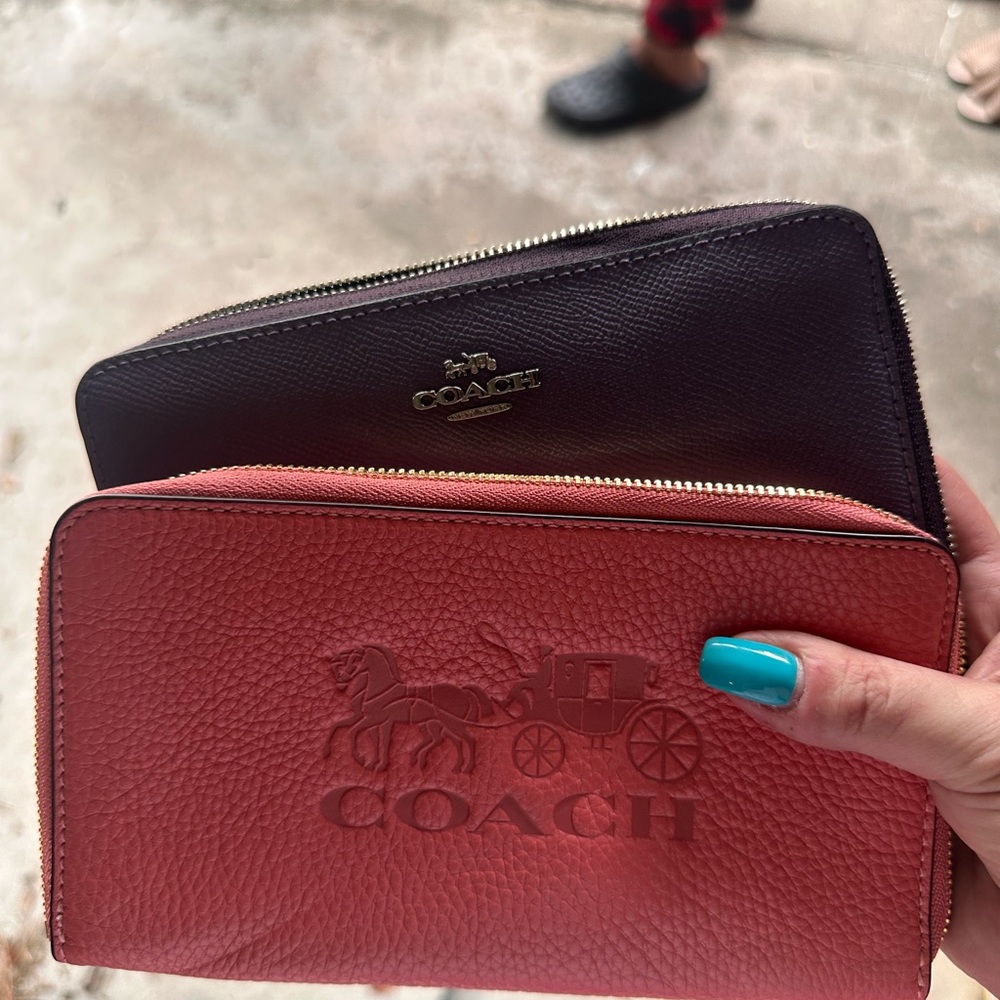 Coach Women's Leather Wallet - Coral